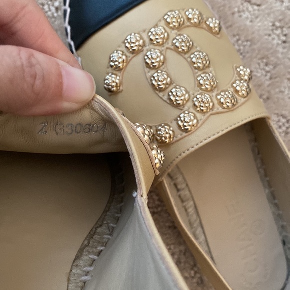 ❌NOT AVAILABLE ❌ CHANEL double espadrilles beige/black with studs - Picture 11 of 16